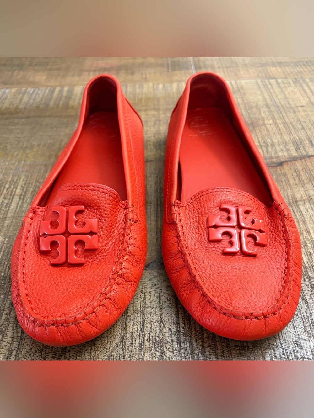 🌶️🍊Tory Burch Lowell 2 Driving Spicy Orange Leather Logo Moccasins Flats🍊🌶️